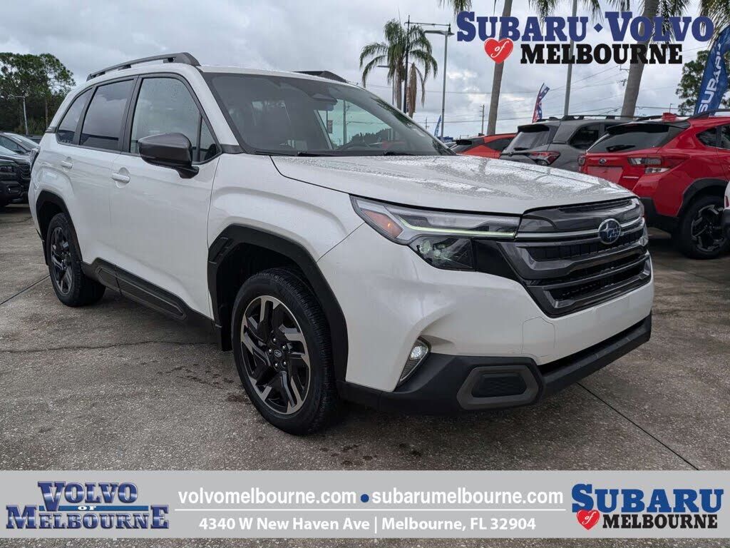 2025 SUBARU Forester
