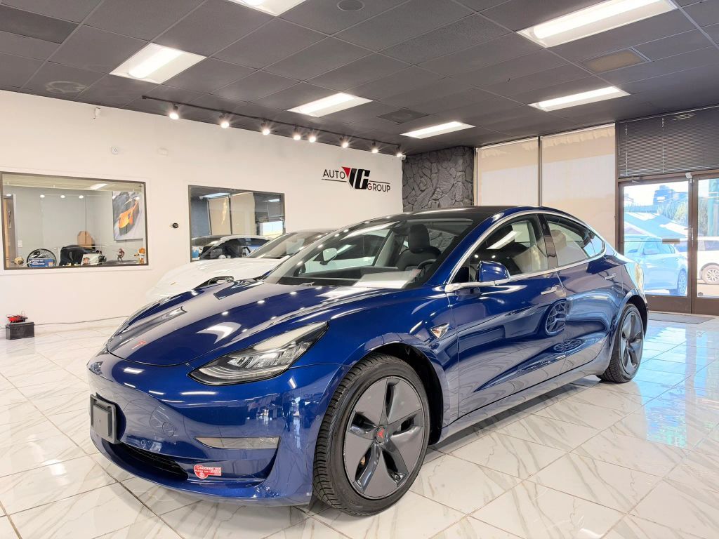 2018 TESLA Model 3