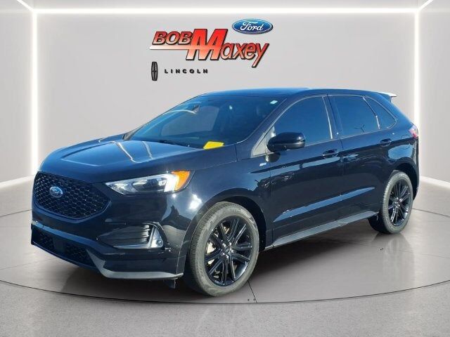 2023 FORD Edge