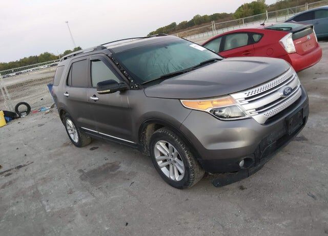 2012 FORD Explorer