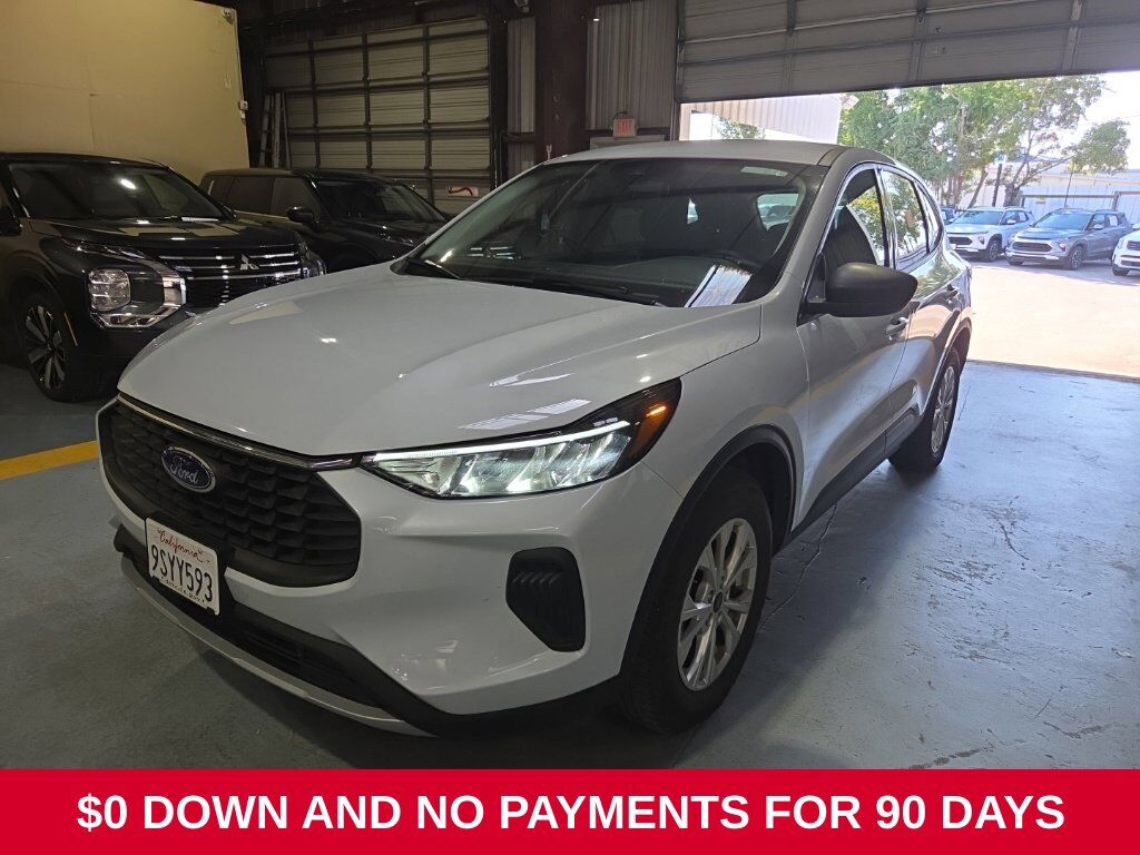 2025 FORD Escape