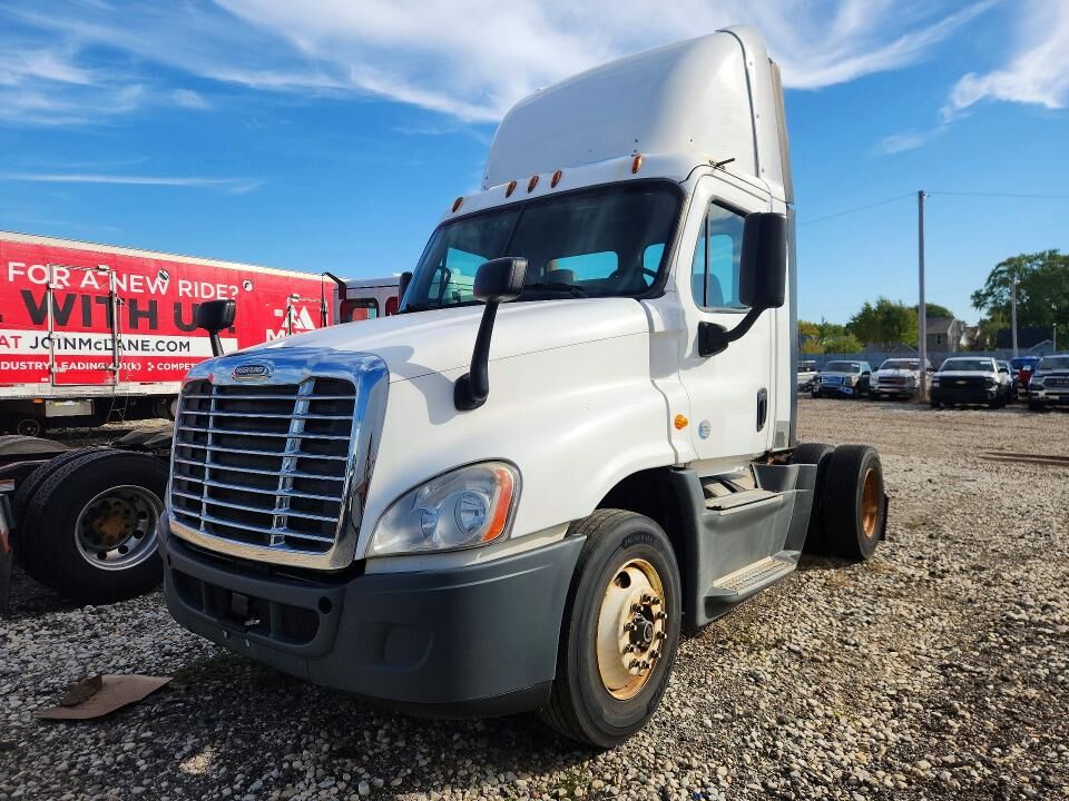2016 FREIGHTLINER Cascadia