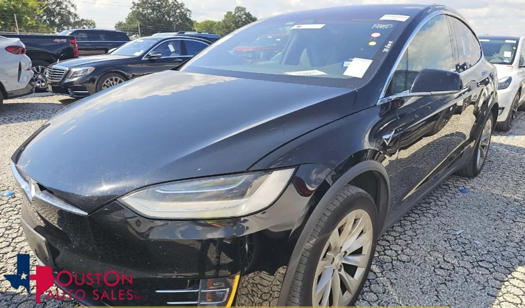 2021 TESLA Model X