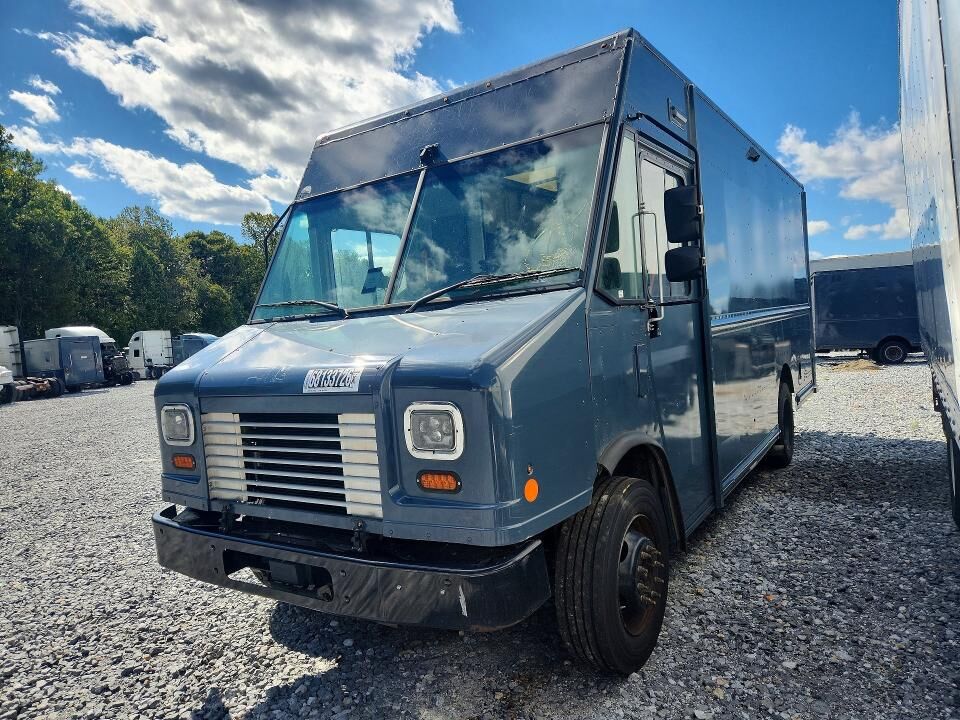 2021 FORD Commercial Chassis