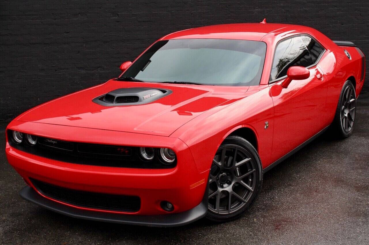 2016 DODGE Challenger