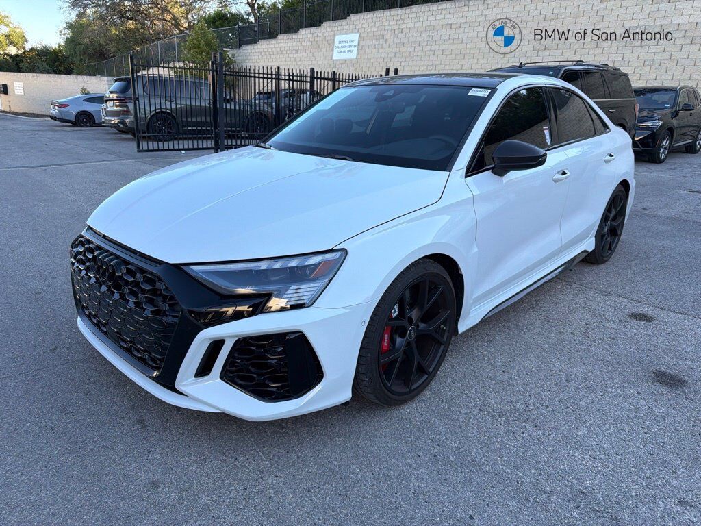 2024 AUDI RS3