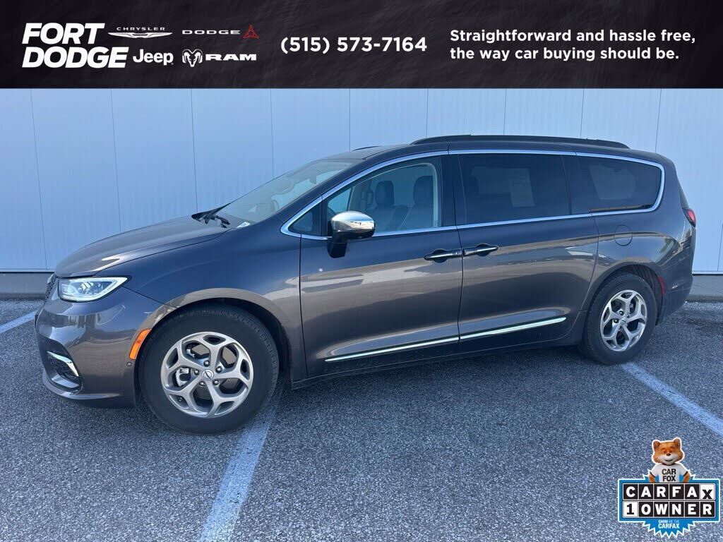 2023 CHRYSLER Pacifica