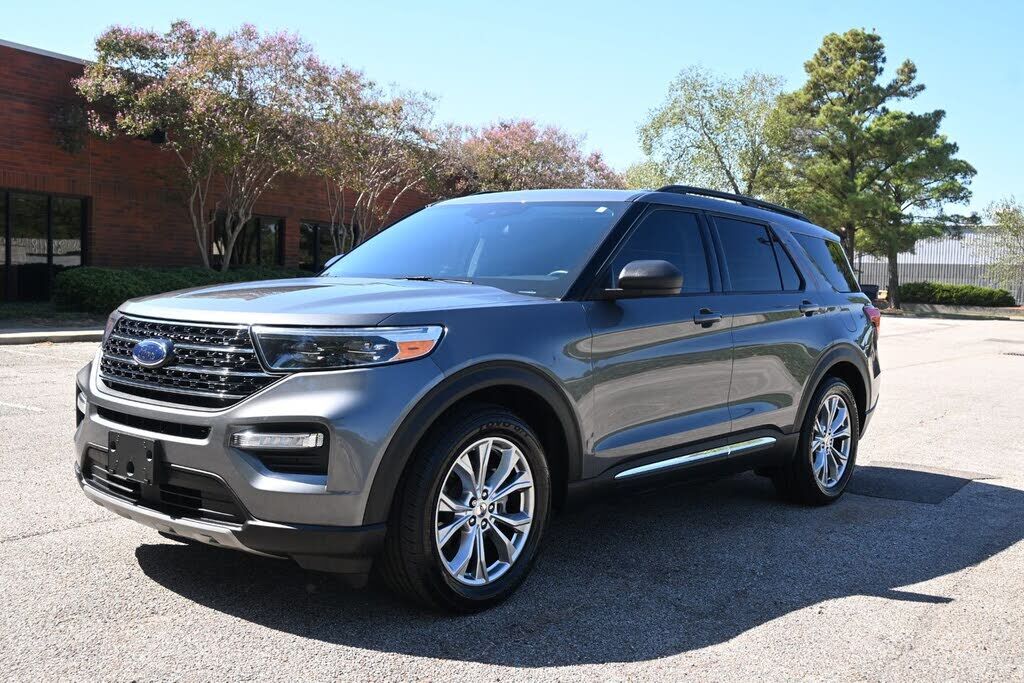 2021 FORD Explorer