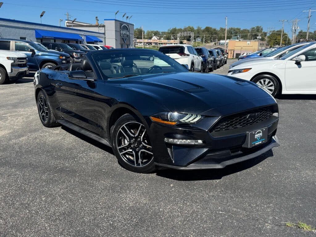 2019 FORD Mustang