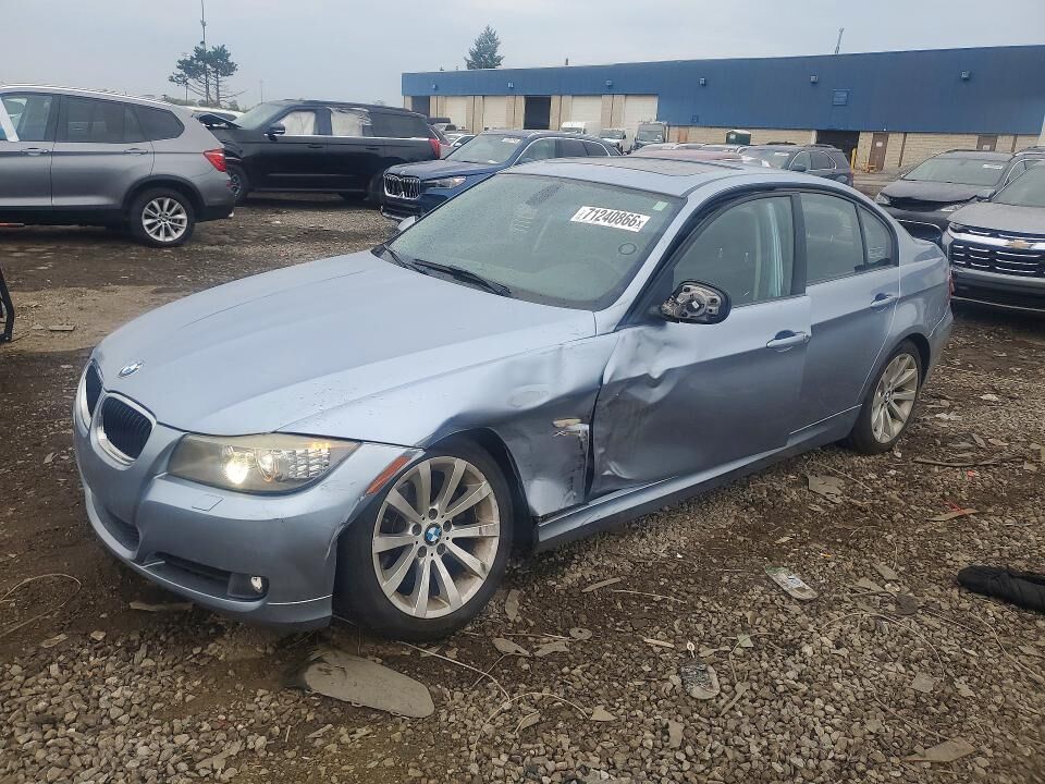 2011 BMW 3 Series