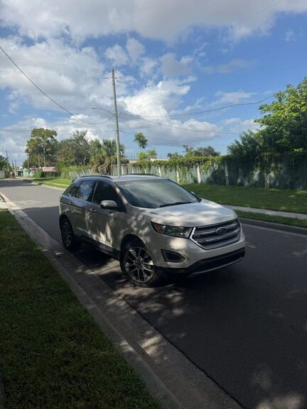 2017 FORD Edge