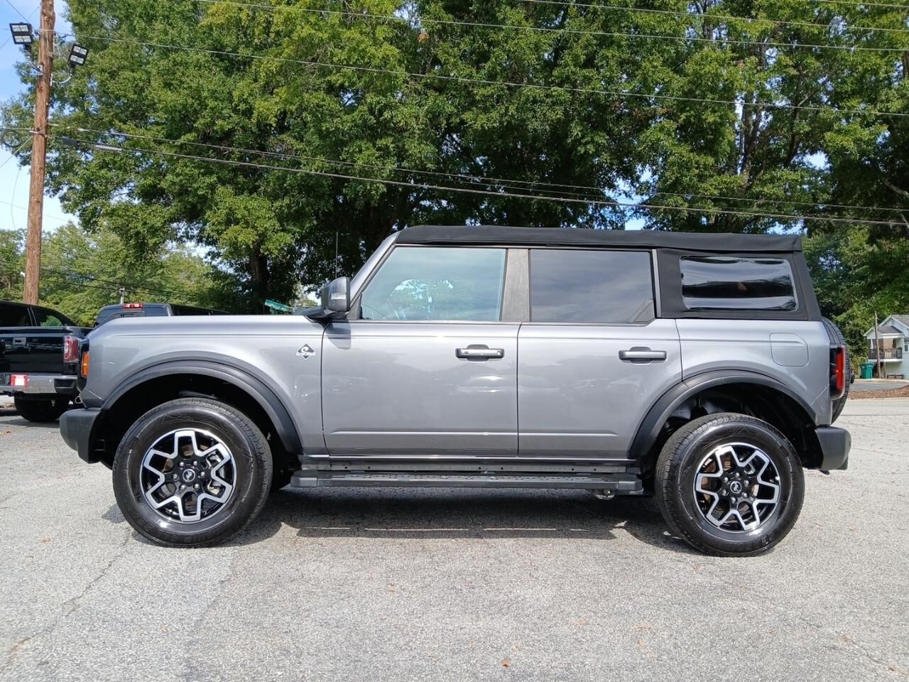 2023 FORD Bronco