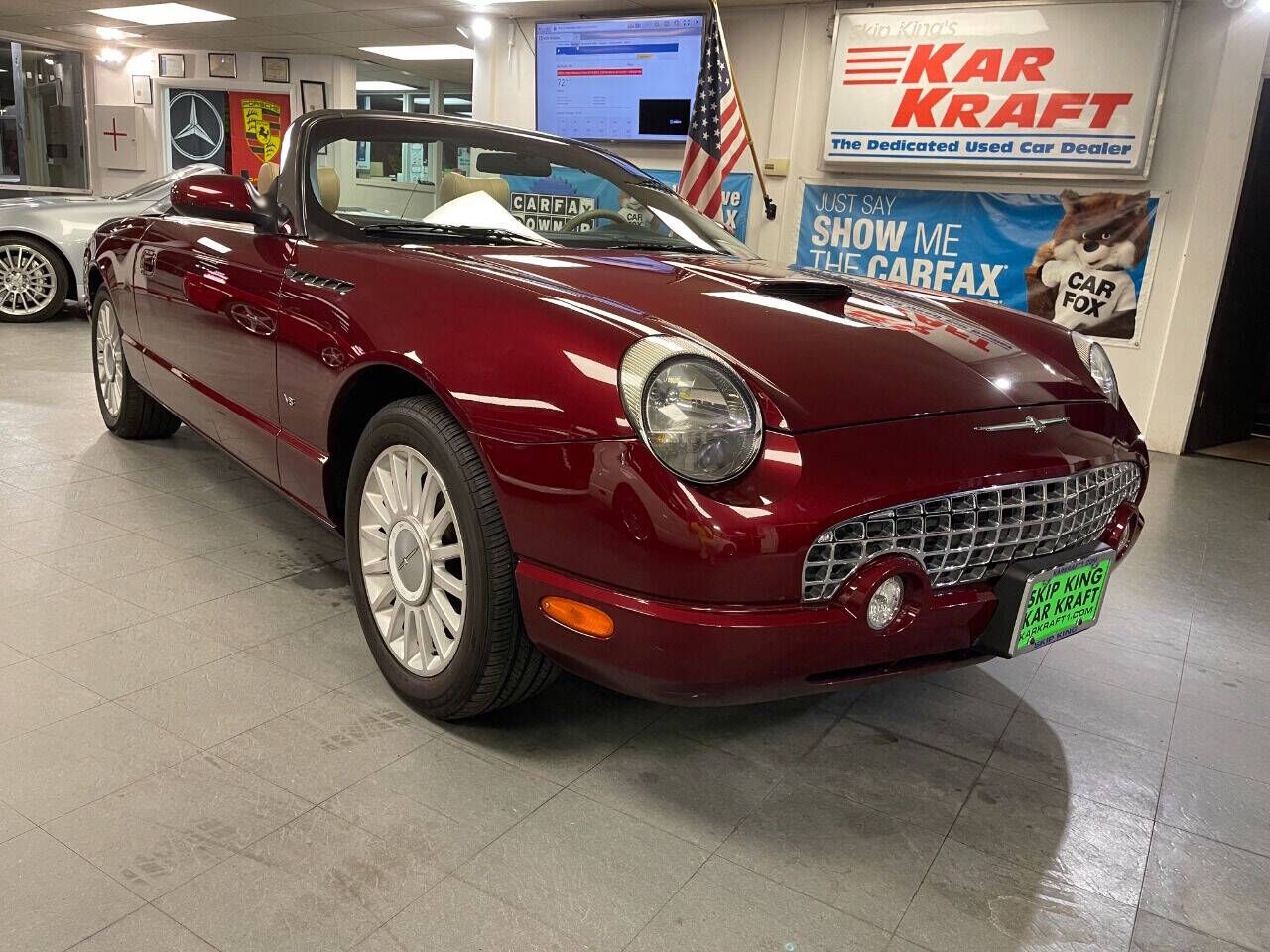 2004 FORD Thunderbird