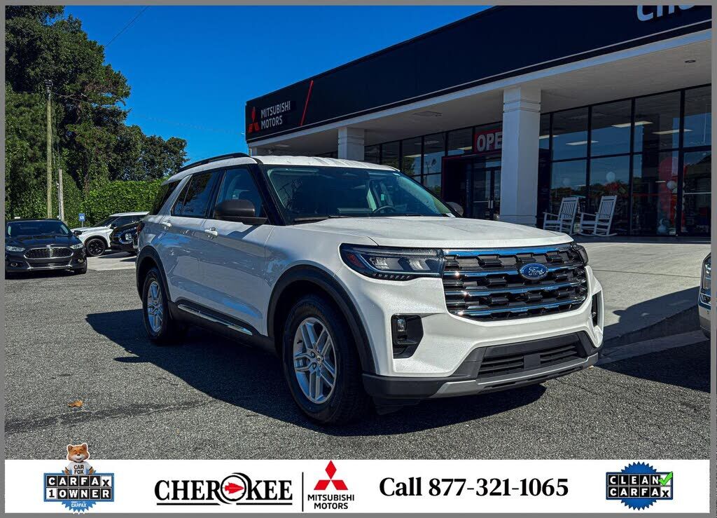 2025 FORD Explorer