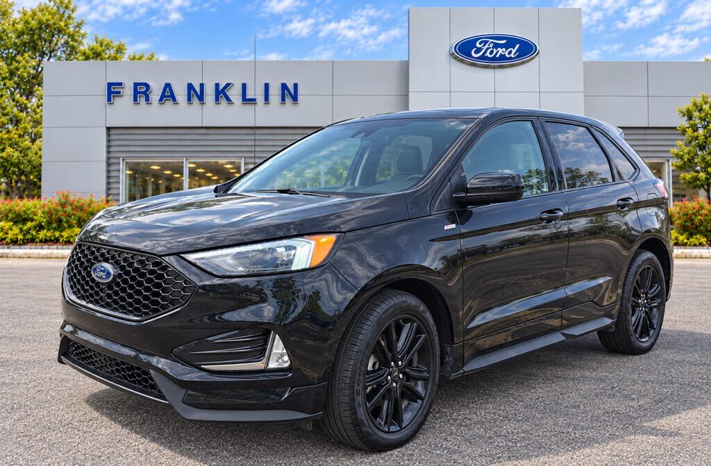 2023 FORD Edge