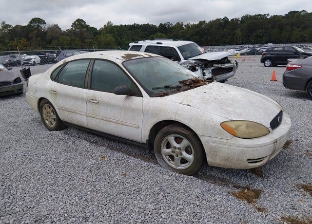 2005 FORD Taurus