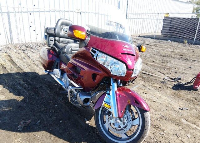 2005 HONDA GL1800