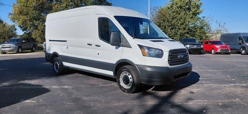 2018 FORD Transit
