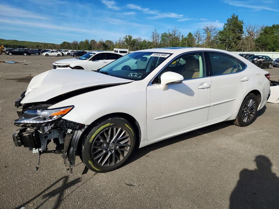 2018 LEXUS ES