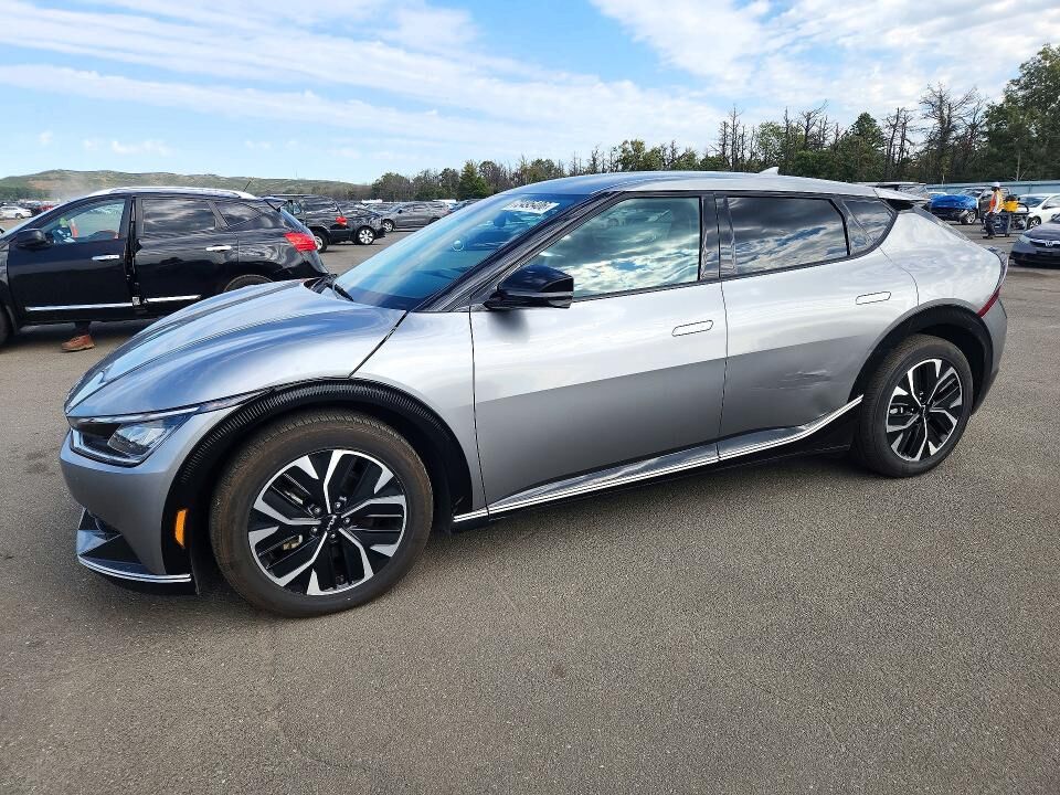 2023 KIA EV6