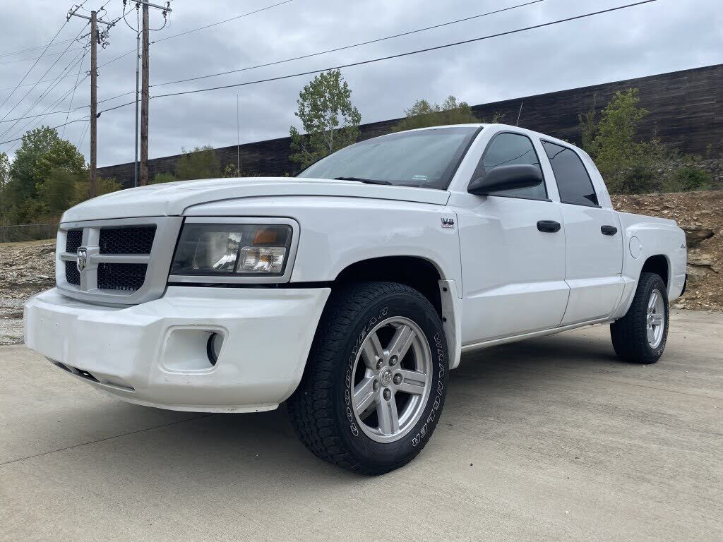 2010 DODGE Dakota
