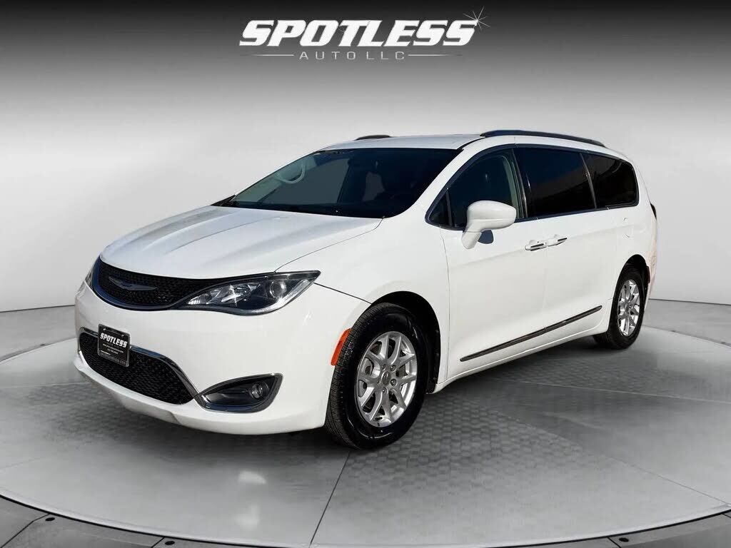 2020 CHRYSLER Pacifica