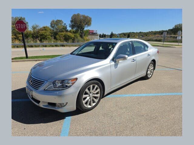 2012 LEXUS LS