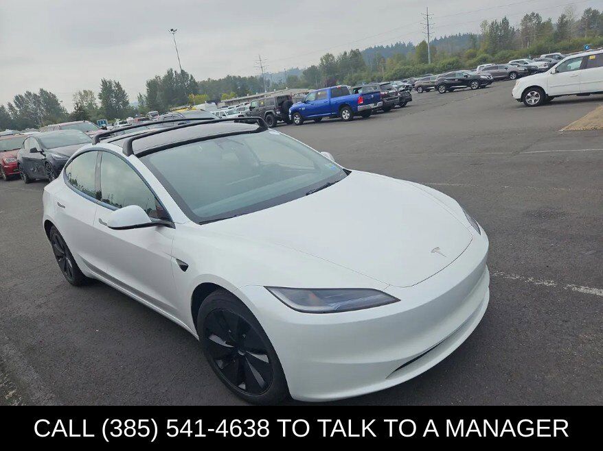 2025 TESLA Model 3