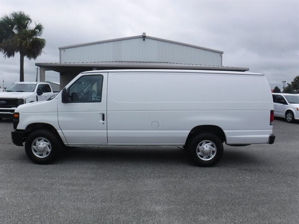 2012 FORD E-250