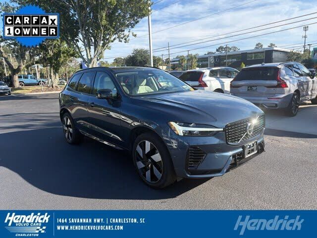 2024 VOLVO XC60