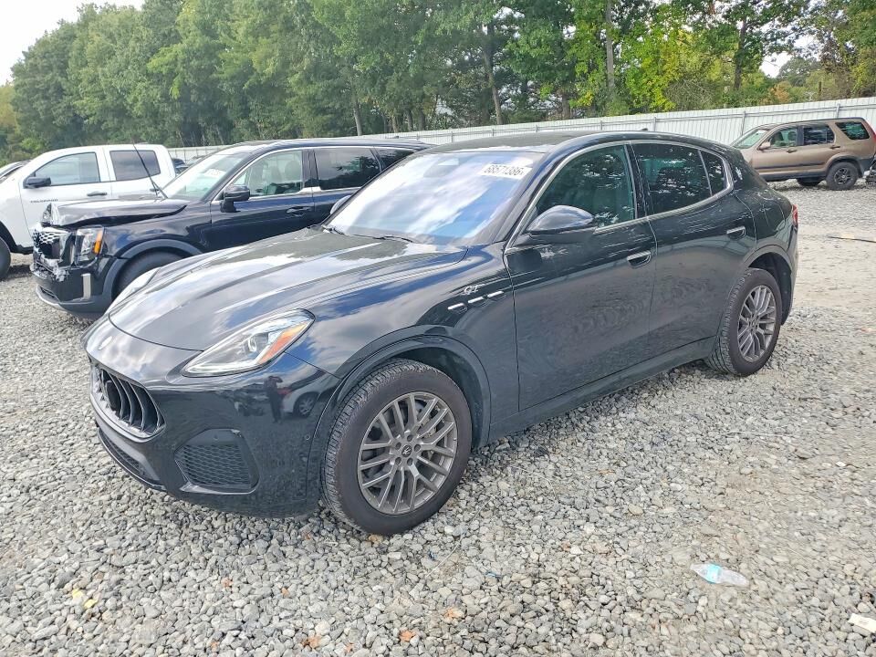 2024 MASERATI Grecale