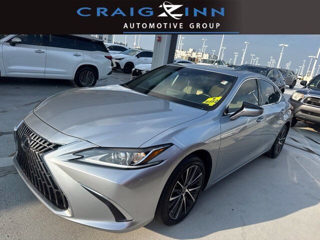 2024 LEXUS ES