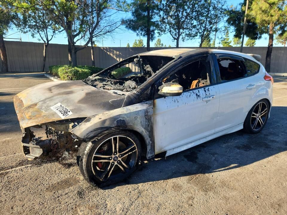 2015 FORD Focus