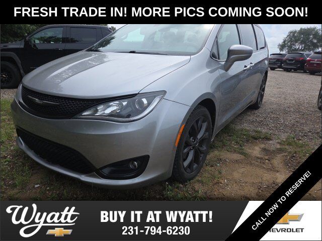 2018 CHRYSLER Pacifica