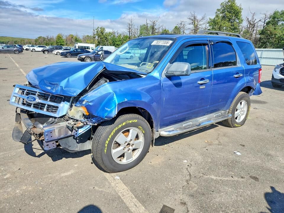 2010 FORD Escape