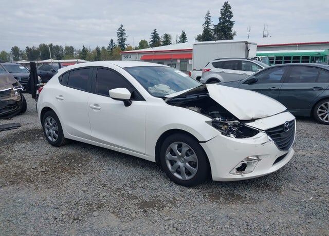 2015 MAZDA Mazda3