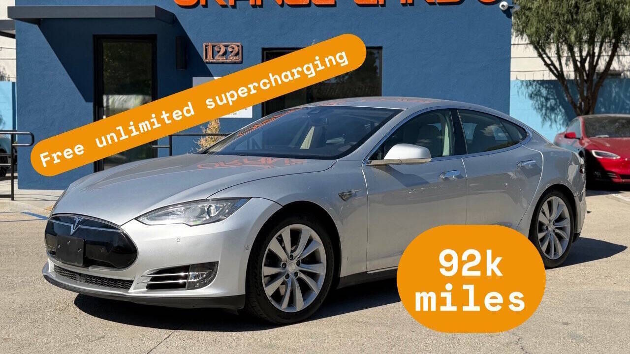 2015 TESLA Model S