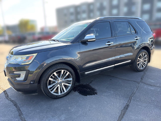 2017 FORD Explorer