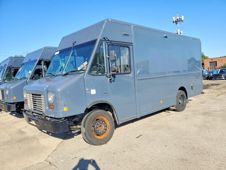 2021 FORD Commercial Chassis