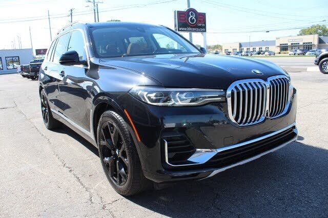2022 BMW X7
