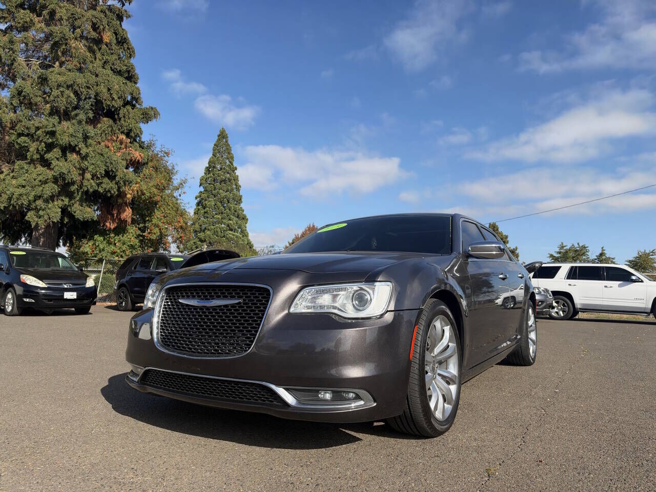 2019 CHRYSLER 300