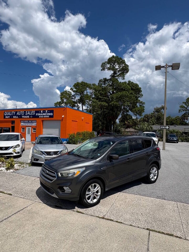 2017 FORD Escape