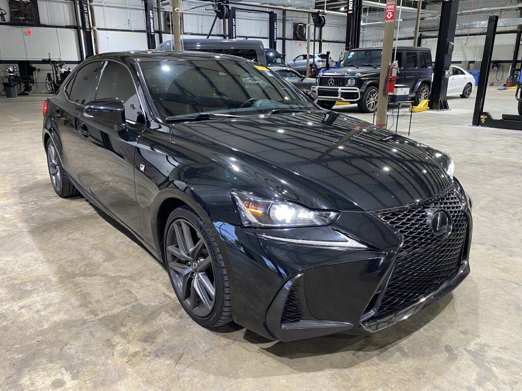 2018 LEXUS IS