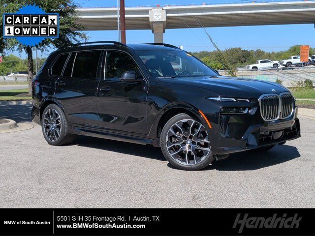 2023 BMW X7