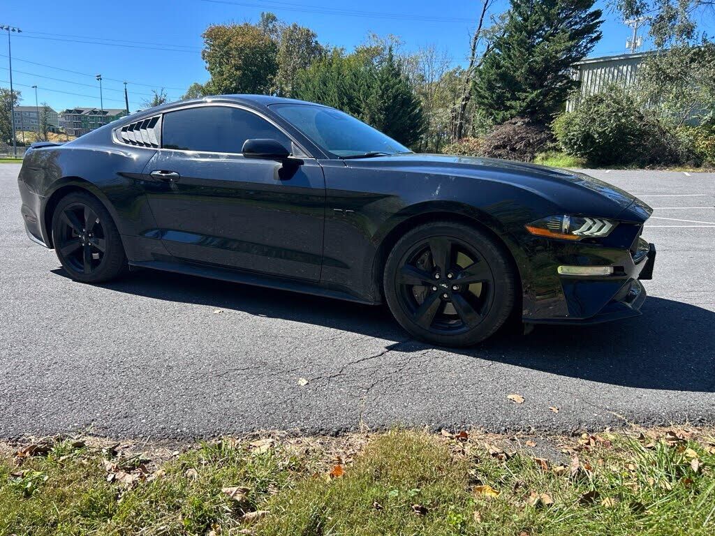 2021 FORD Mustang