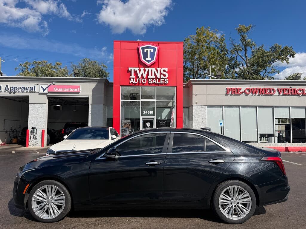 2023 CADILLAC CT4