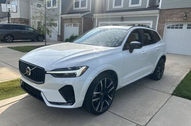 2024 VOLVO XC60