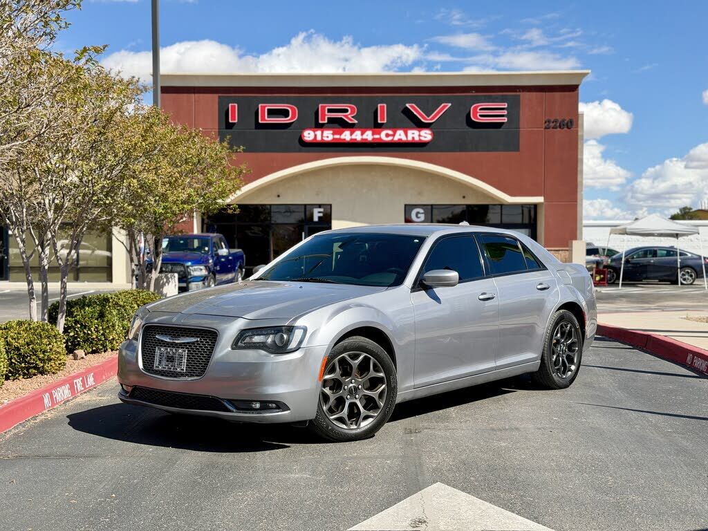2017 CHRYSLER 300