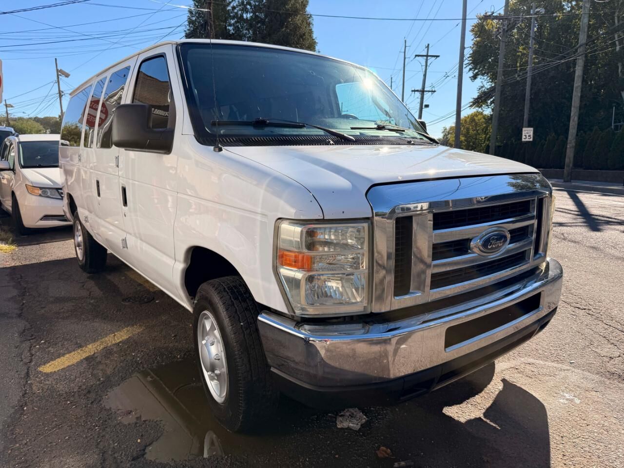 2009 FORD E-350