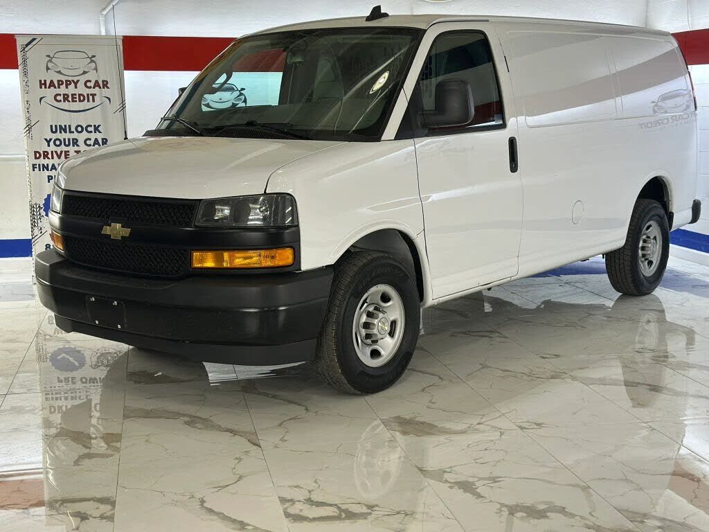 2022 CHEVROLET Express